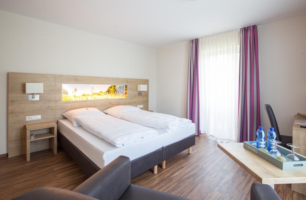Sonnenhalde Landgasthof Bieg Neuler Rom bilde